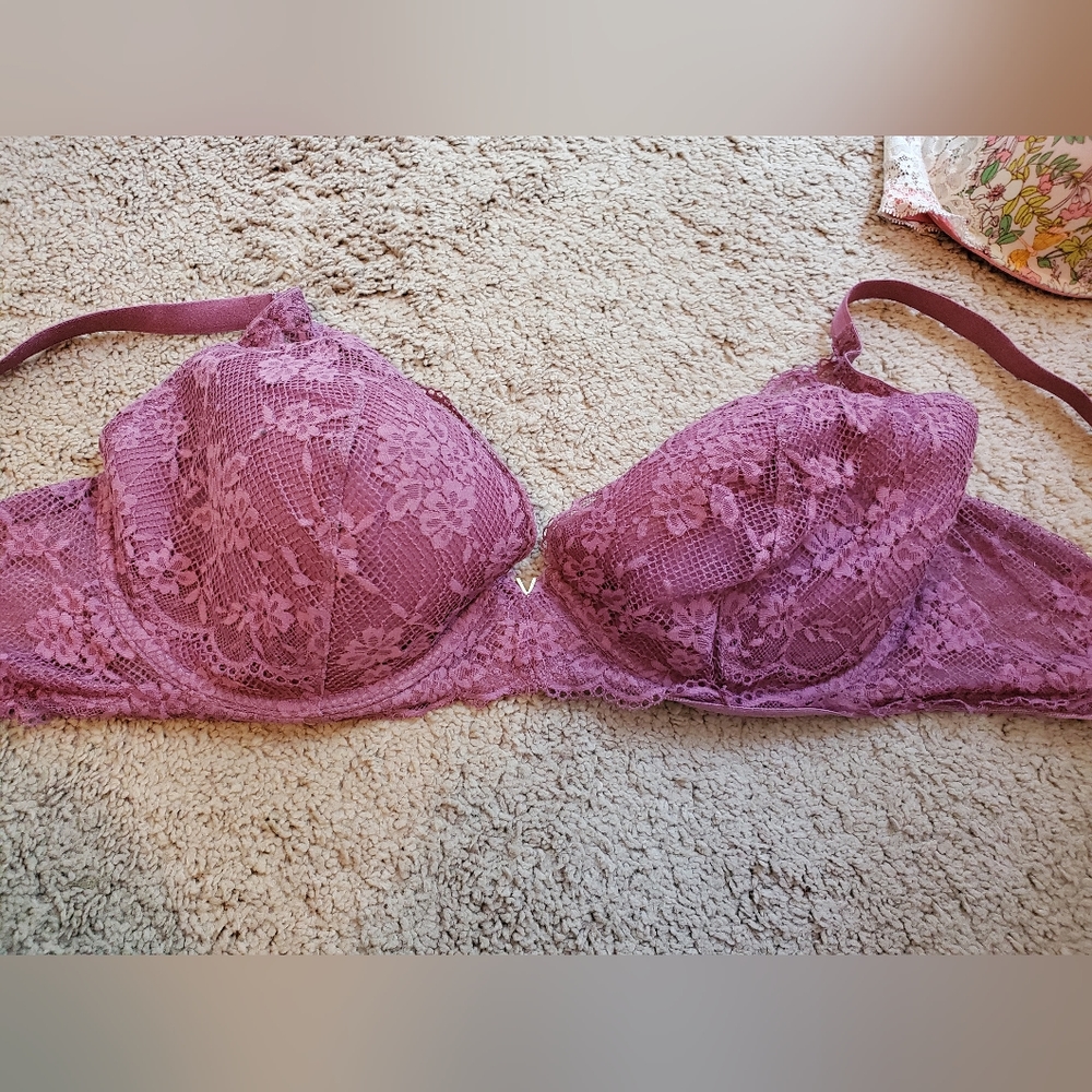 Victoria secret lace low padding bra